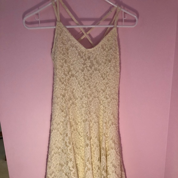 American Eagle Outfitters Dresses & Skirts - Women’s American Eagle Lace Dress